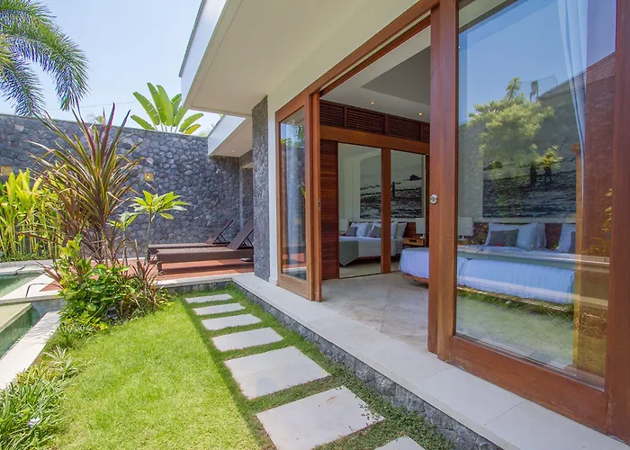 Vishuddha Ajna - Outstanding 2 Bdr - Great Location! Villa Seminyak