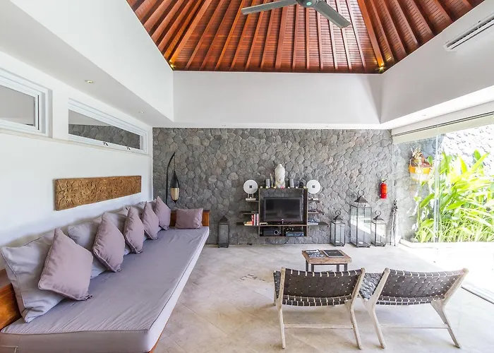Vishuddha Ajna - Outstanding 2 Bdr - Great Location! Seminyak